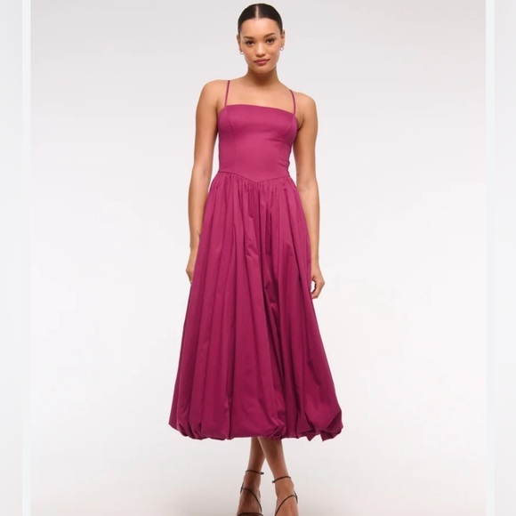 Elegant Raspberry Bubble Dress - Picture 4 of 4